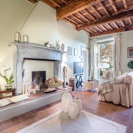In Lucca With Stunning Tuscan Views * Capannori
