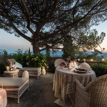 In Lucca With Stunning Tuscan Views * Capannori