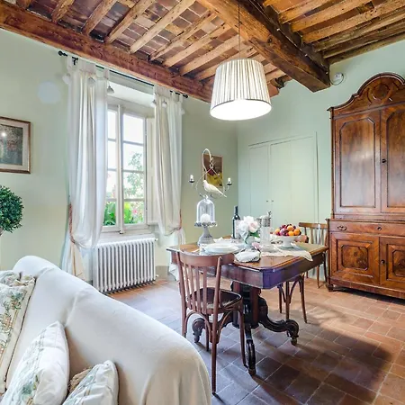 Dom wakacyjny In Lucca With Stunning Tuscan Views *